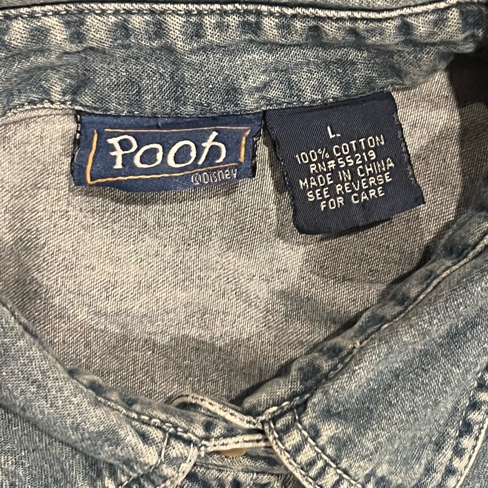 VINTAGE 90’s/Y2K Disney Embroidered Winnie the Pooh denim button down Women’s L - Picture 5 of 5